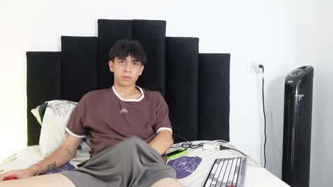 Noah online show from January 17, 7:27 pm