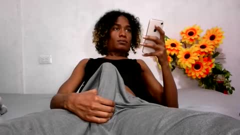 Noah Millers online show from November 24, 9:46 pm