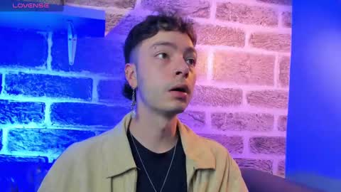    online show from September 18, 12:31 pm