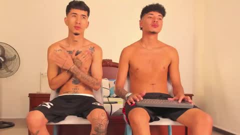 noahdaviss online show from September 8, 11:59 pm