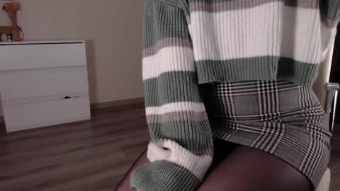 noelleneptune online show from February 16, 5:37 pm