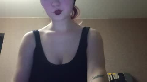 Lisa online show from March 28, 9:05 pm