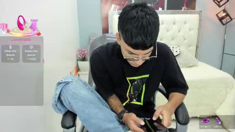 Snapshot of noha_scott chatting on October 1, 12:10 am Noha Scott online show from October 1, 12:10 am