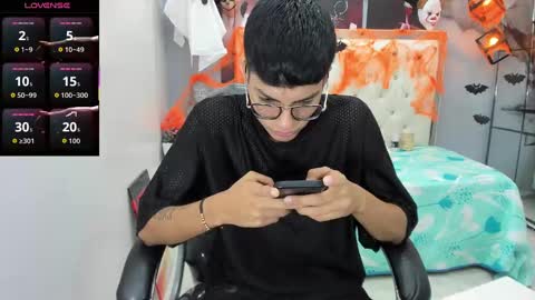 Snapshot of noha_scott chatting on October 22, 11:39 pm Noha Scott online show from October 22, 11:39 pm