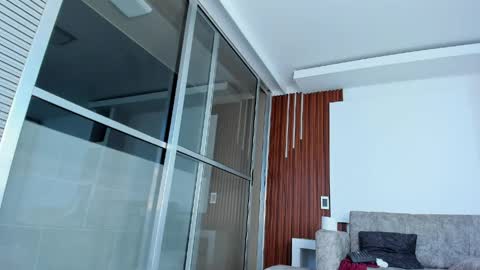 nohabennett7 online show from April 25, 9:22 am