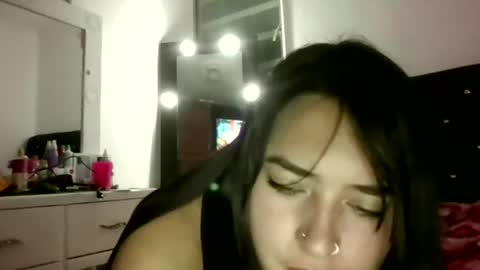 Nohemi online show from June 12, 4:44 am