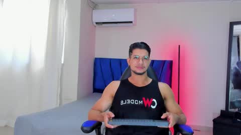 Im Nolan  online show from February 18, 8:08 pm