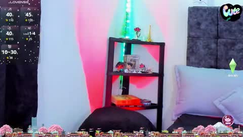 Nolan  online show from December 17, 6:47 pm