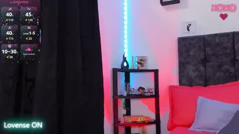 Nolan  online show from April 8, 7:17 pm