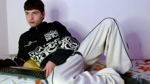 Snapshot of nolanjay chatting on September 24, 11:11 pm NolanJay69 online show from September 24, 11:11 pm