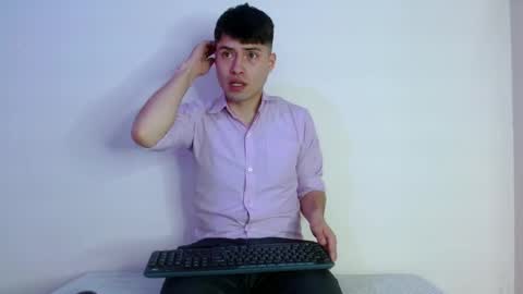 Snapshot of nolanjay chatting on October 1, 1:59 am NolanJay69 online show from October 1, 1:59 am