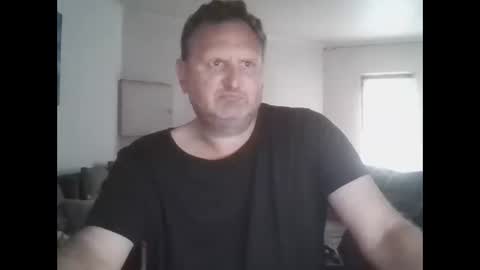 Nollie online show from December 14, 8:31 am