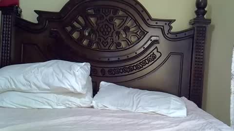 norah_pure online show from November 15, 10:50 am