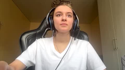 Elena online show from March 23, 8:19 am