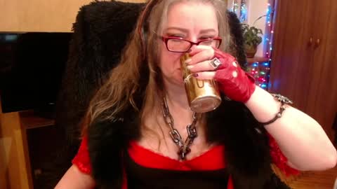 miss Tress online show from January 9, 9:37 pm