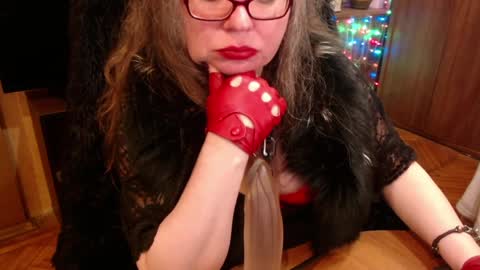 miss Tress online show from January 3, 11:55 pm