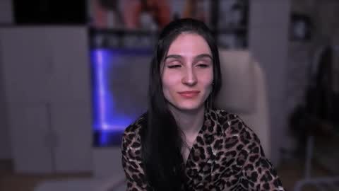 Hazel online show from January 16, 6:06 pm