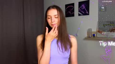 Snapshot of not_yourtoy chatting on September 21, 2:10 pm Hello My name is Helene NTMU Finger up if u like what u see online show from September 21, 2:10 pm