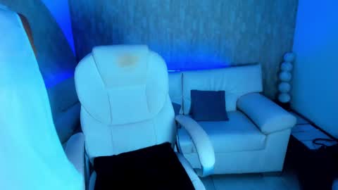 Snapshot of nova_sex1 chatting on September 11, 4:47 am nova online show from September 11, 4:47 am