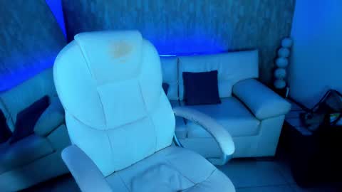 Snapshot of nova_sex1 chatting on September 9, 4:34 am nova online show from September 9, 4:34 am