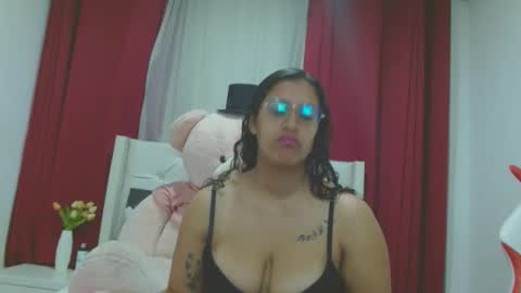 novaclark online show from January 15, 11:52 am