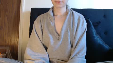 Olivia online show from January 4, 6:19 pm