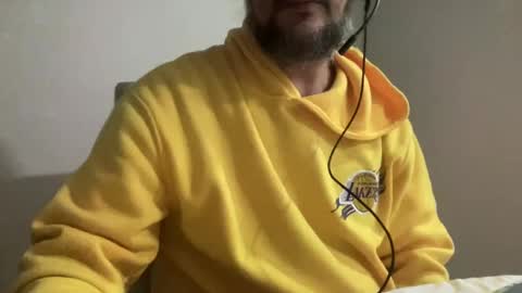 novio_muyalto online show from October 16, 7:19 am