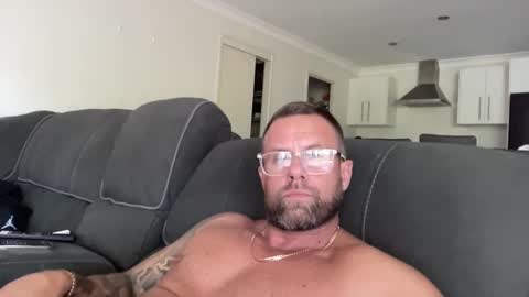 nudemoto online show from December 18, 11:33 pm