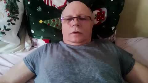 nukiss online show from March 24, 11:27 am