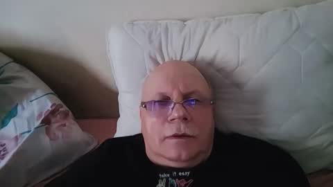 nukiss online show from November 10, 9:56 am