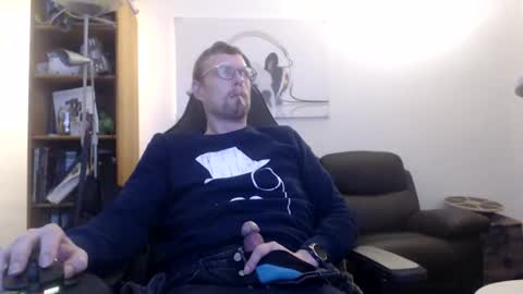 nursefan online show from November 17, 5:37 pm