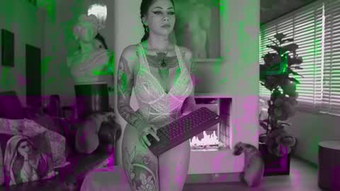 Nury Forero online show from March 22, 6:45 pm