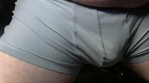 nutzmcmanus online show from December 1, 4:32 am