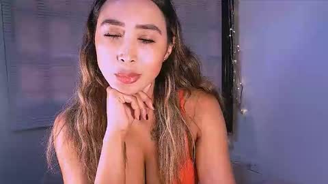 Snapshot of nycole_1988 chatting on October 22, 5:47 pm Nycole online show from October 22, 5:47 pm