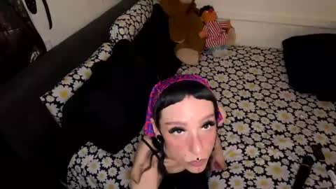 Nymphaea online show from March 4, 2:06 am