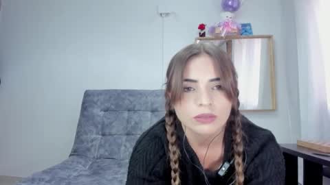 Laura nyu online show from October 29, 8:31 pm