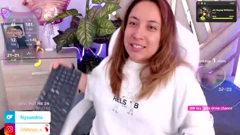 Snapshot of nyx_andria chatting on September 22, 9:41 pm Alex . online show from September 22, 9:41 pm