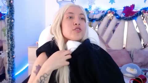 Alex   .    online show from December 3, 12:31 am