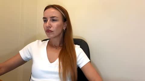 Snapshot of nyxelia_ chatting on October 10, 8:42 am Anastasia online show from October 10, 8:42 am