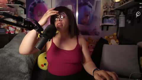 Snapshot of nyxraven chatting on February 23, 2:07 am NyxRaven online show from February 23, 2:07 am