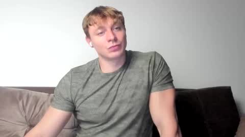 Snapshot of o_r_b_i_t chatting on February 20, 4:47 pm o_r_b_i_t online show from February 20, 4:47 pm