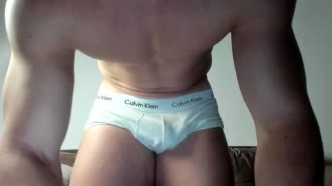 Snapshot of o_r_b_i_t chatting on February 21, 6:15 pm o_r_b_i_t online show from February 21, 6:15 pm