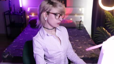 Moonlight online show from April 24, 9:00 am