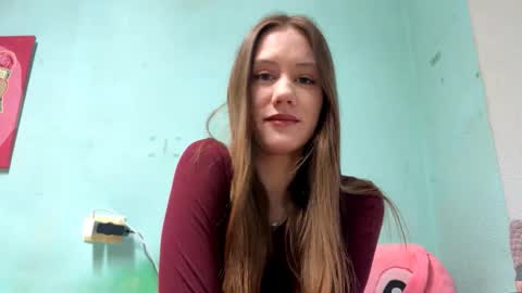 Mia online show from March 3, 3:02 am