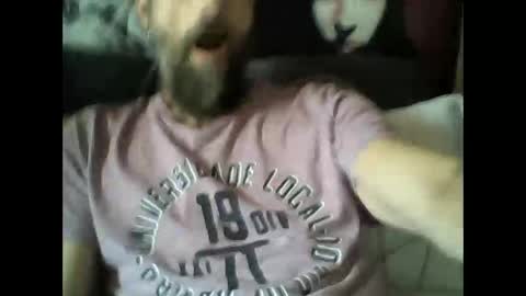 Snapshot of oedipe666 chatting on October 16, 3:11 pm oedipe666cam online show from October 16, 3:11 pm