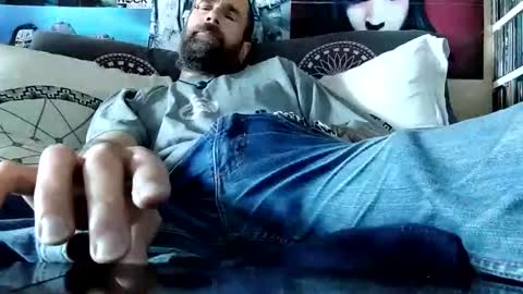 Snapshot of oedipe666 chatting on October 7, 1:07 pm oedipe666cam online show from October 7, 1:07 pm