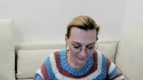 oeigesmik online show from March 27, 10:16 am