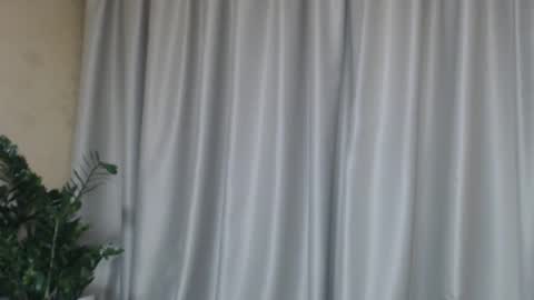 Snapshot of ohsweetiren chatting on October 10, 7:47 am Iren online show from October 10, 7:47 am