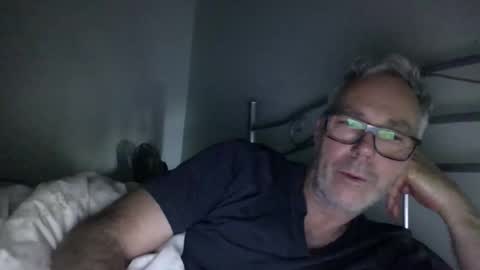 oiledcouple1 online show from September 22, 9:57 am