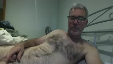 oiledcouple1 online show from September 28, 10:24 am